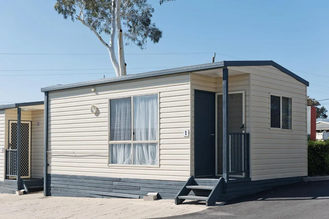 Hotel Crestview Tourist Park Queanbeyan