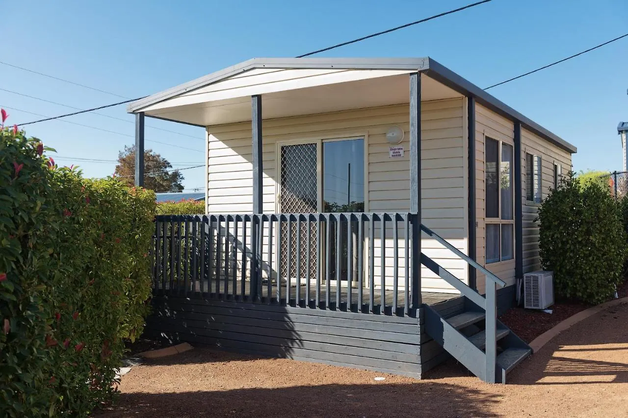 *** Parco vacanze Hotel Crestview Tourist Park Queanbeyan Australia